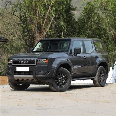 Toyota гибридный электрический внедорожник